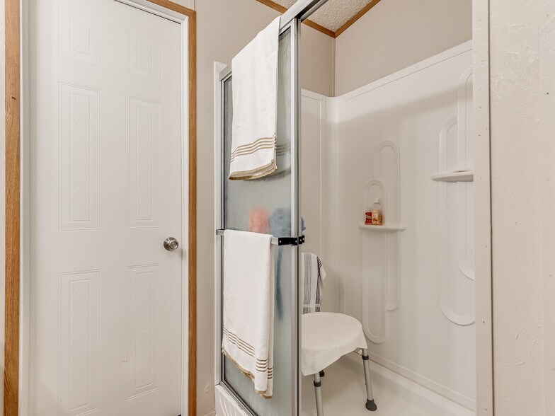 More Photos Of 20843 W Cookson Bend Rd, Cookson Hotel For Sale