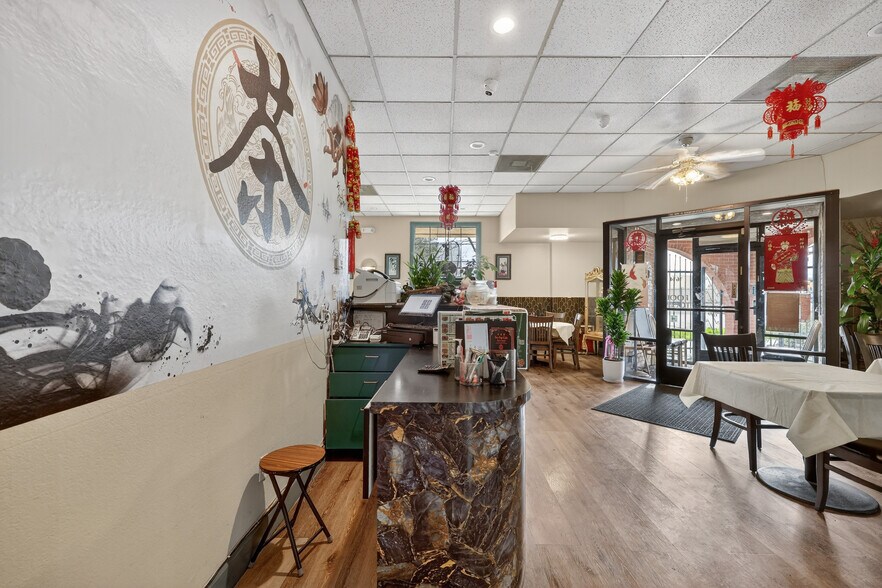 More Photos Of 1614 21st St, Sacramento Restaurant For Sale
