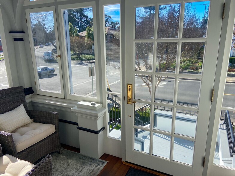 More Photos Of 700 Franklin St, Napa Office For Lease