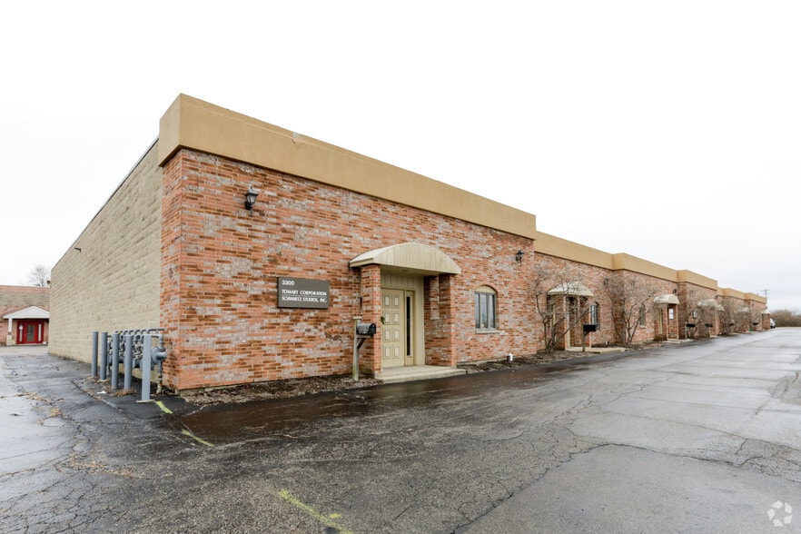 More Photos Of 3300-3312 Encrete Ln, Dayton Light Manufacturing For Lease