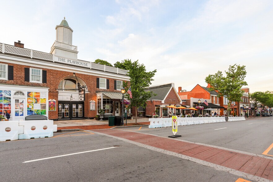 More Photos Of 21 Locust Ave, New Canaan Office For Lease