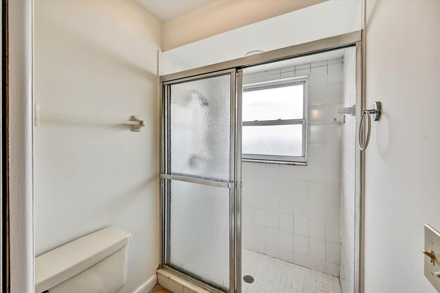 More Photos Of 4707 SW 8th Pl, Cape Coral Apartments For Sale