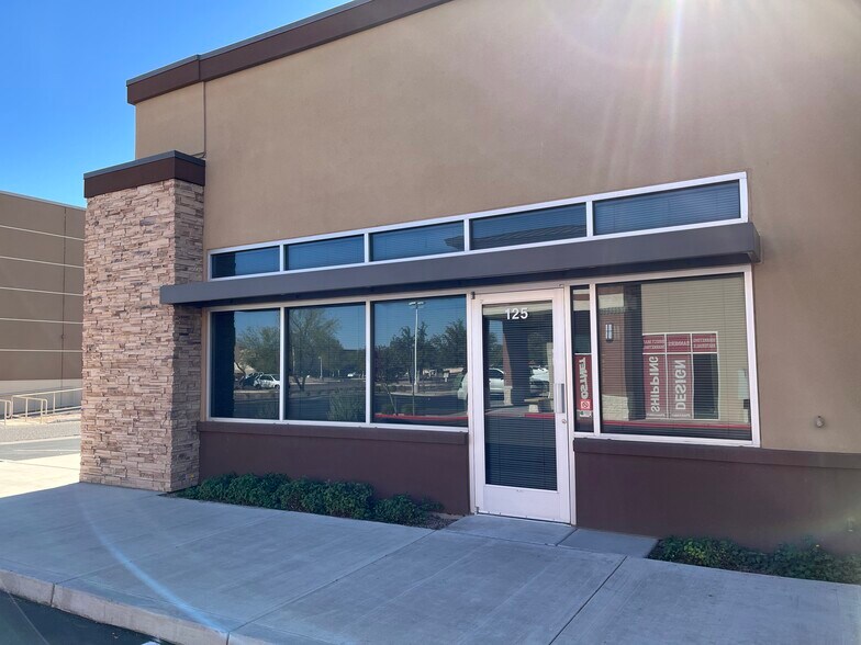 More Photos Of 15825 S 46th St, Phoenix Office For Sale