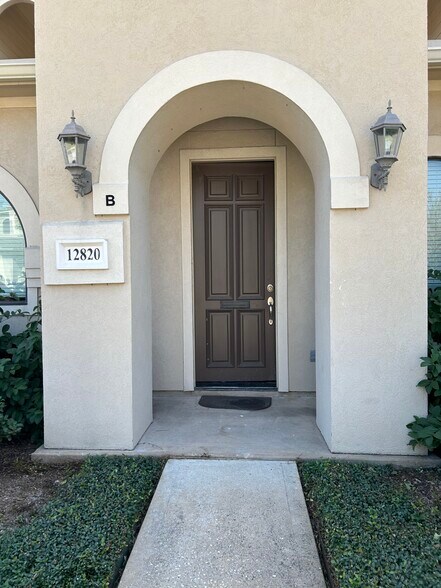 More Photos Of 12820 Willow Centre Dr, Houston Medical For Lease