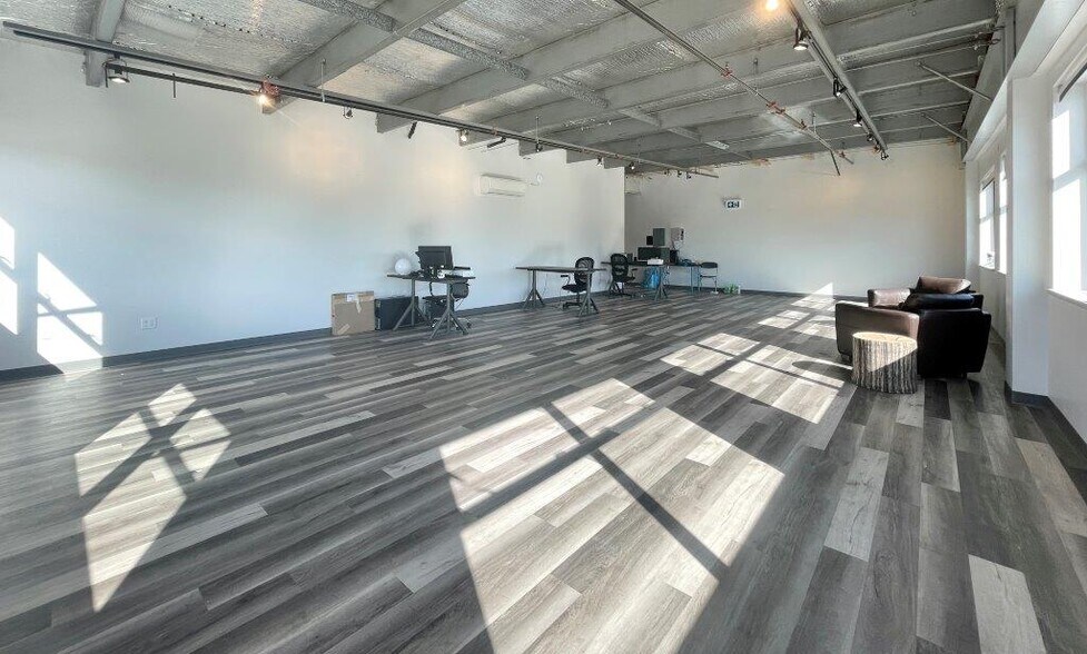 More Photos Of 1058 Gibsons Way, Gibsons Industrial For Lease