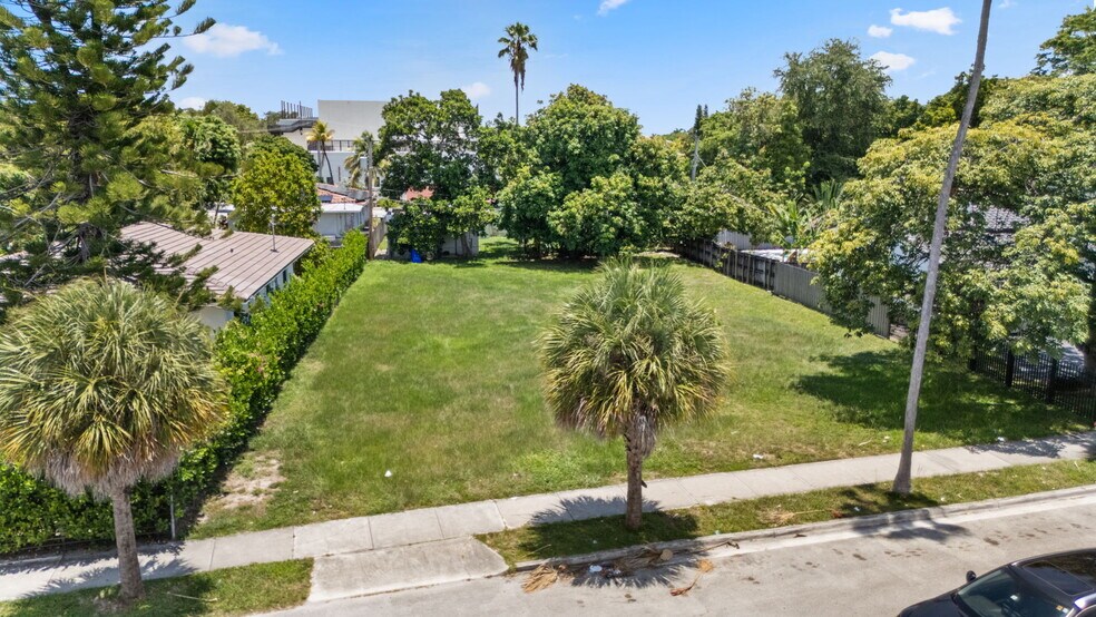 More Photos Of 5969 NE 4th Ct, Miami Land For Sale