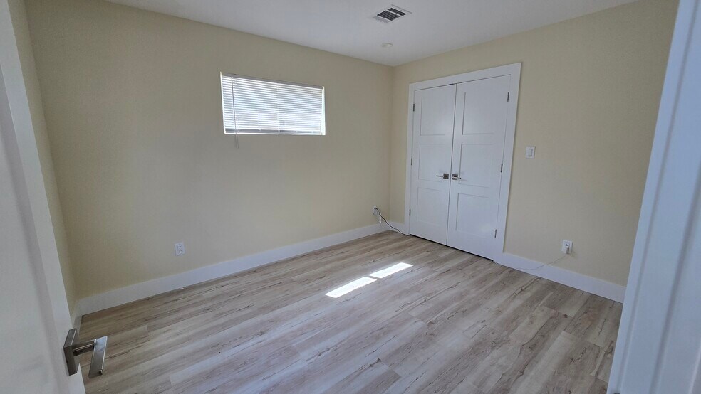 More Photos Of , Houston Multifamily For Sale