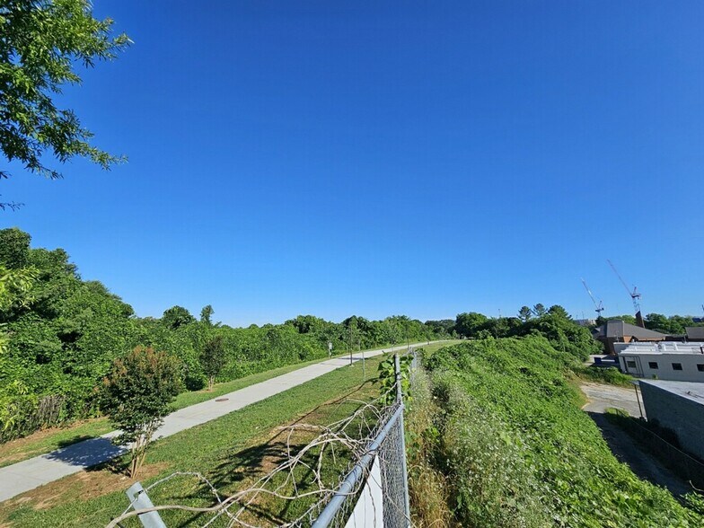 More Photos Of 400 Northside Dr NW, Atlanta Flex For Sale