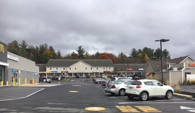 More Photos Of 208 College Hwy, Southwick Freestanding For Lease