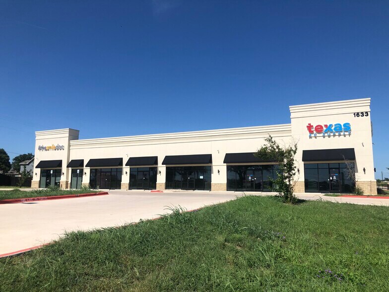 More Photos Of 1633 Highway 183, Leander Freestanding For Lease