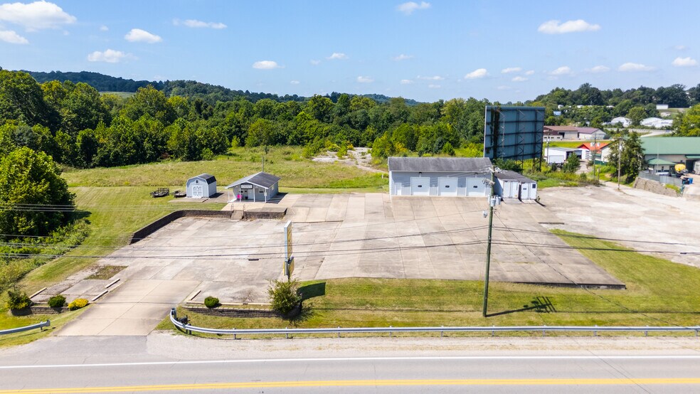 More Photos Of 1025 Gihon Rd, Parkersburg Auto Repair For Sale
