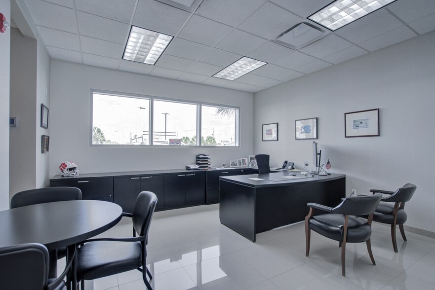 More Photos Of 2101 Central Blvd, Brownsville Auto Dealership For Sale