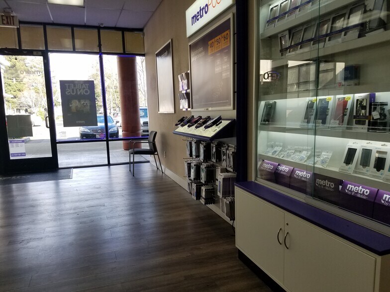 More Photos Of 1600-1620 W El Camino Ave, Sacramento Unknown For Lease