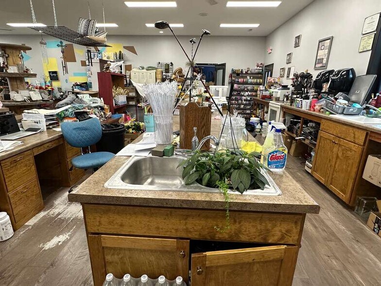 More Photos Of 708 E State St, Atkinson Freestanding For Sale