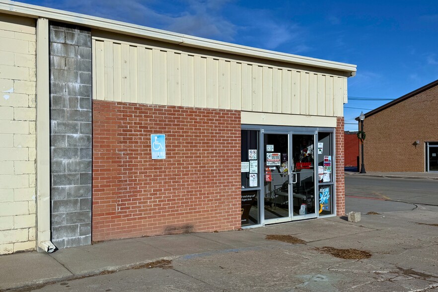 More Photos Of 237 S 15th St, Ord Freestanding For Sale