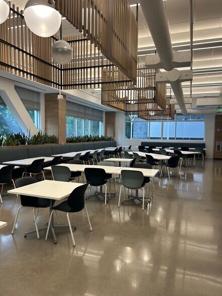 More Photos Of 6501 Living Pl, Pittsburgh Office For Lease