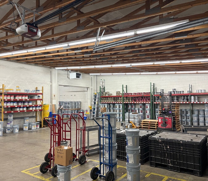 More Photos Of 348 SE 10th Ave, Hillsboro Freestanding For Sale