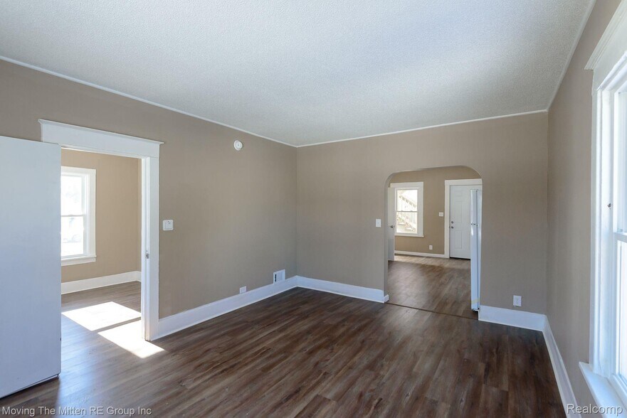 More Photos Of 230 Almyra Ave, Monroe Apartments For Sale