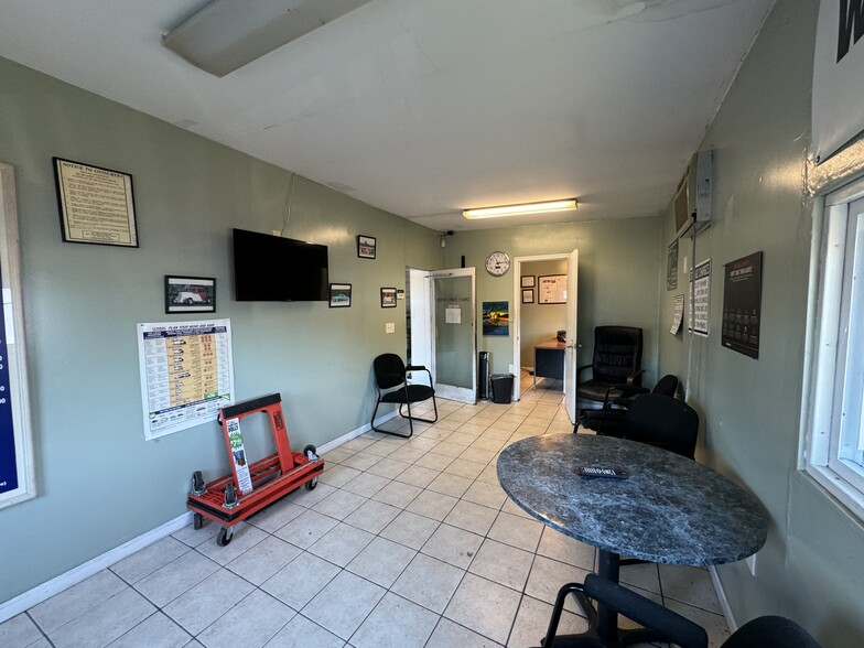 More Photos Of 6531 Delilah Rd, Egg Harbor Township General Retail For Sale