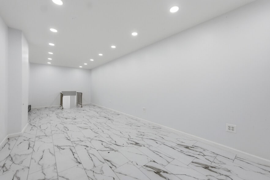 Primary Photo Of 5302 Chestnut St, Philadelphia Storefront Retail Residential For Lease