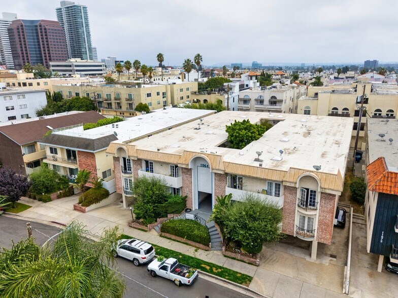 More Photos Of 11964 Kiowa Ave, Los Angeles Apartments For Sale