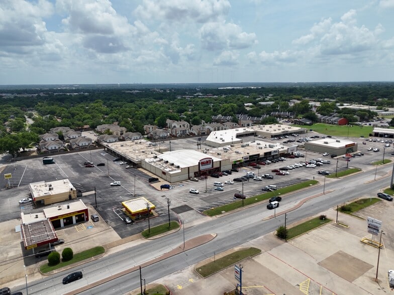 More Photos Of , Duncanville General Retail For Sale