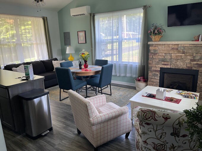 More Photos Of 279 Greenview Dr, Saylorsburg Religious Facility For Sale