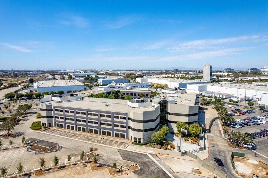 More Photos Of 20101 Hamilton Ave, Torrance Office For Sale