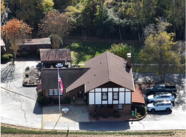 Primary Photo Of 3551 Moore Duncan Hwy, Moore Office For Sale