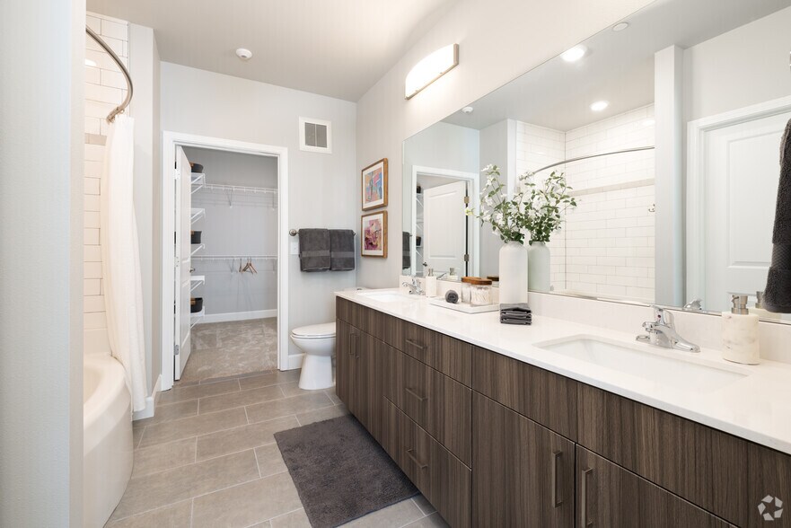 More Photos Of 655 S Sierra Madre St, Colorado Springs Apartments For Lease