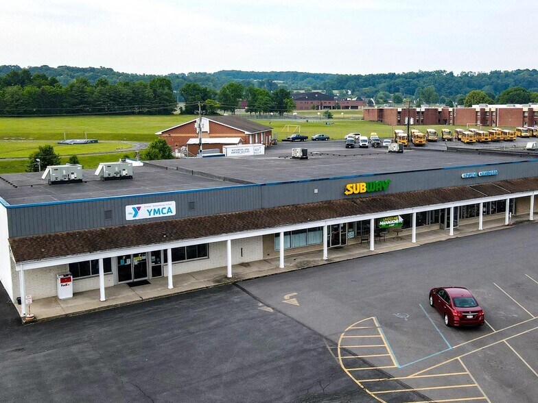 More Photos Of 45 E Chestnut St, Mifflinburg Unknown For Lease