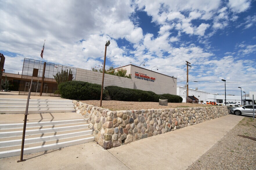 More Photos Of 1001 N Richey Blvd, Tucson Lodge Meeting Hall For Sale