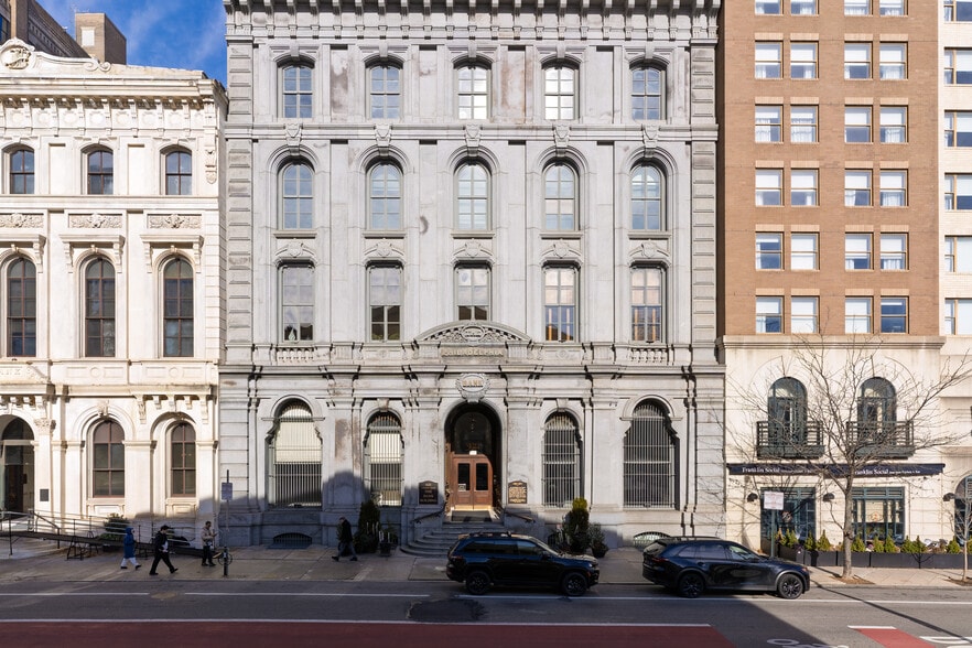 More Photos Of 421 Chestnut St, Philadelphia Apartments For Sale