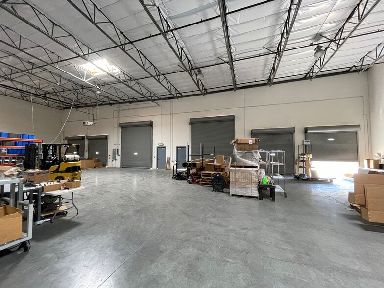 More Photos Of 7465 W Sunset Rd, Las Vegas Unknown For Lease