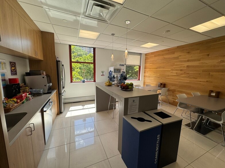 More Photos Of 56 Exchange Ter, Providence Office For Lease