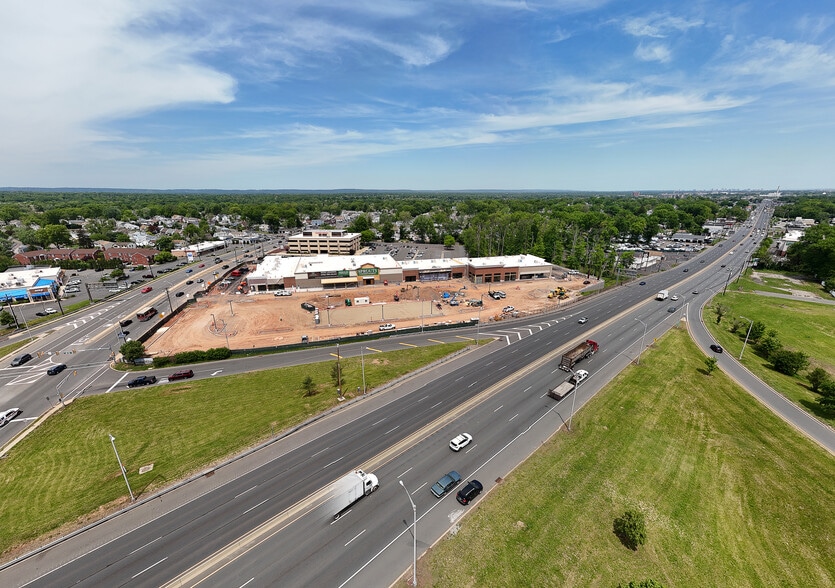 More Photos Of 1000 Saint Georges Ave, Avenel Bank For Lease