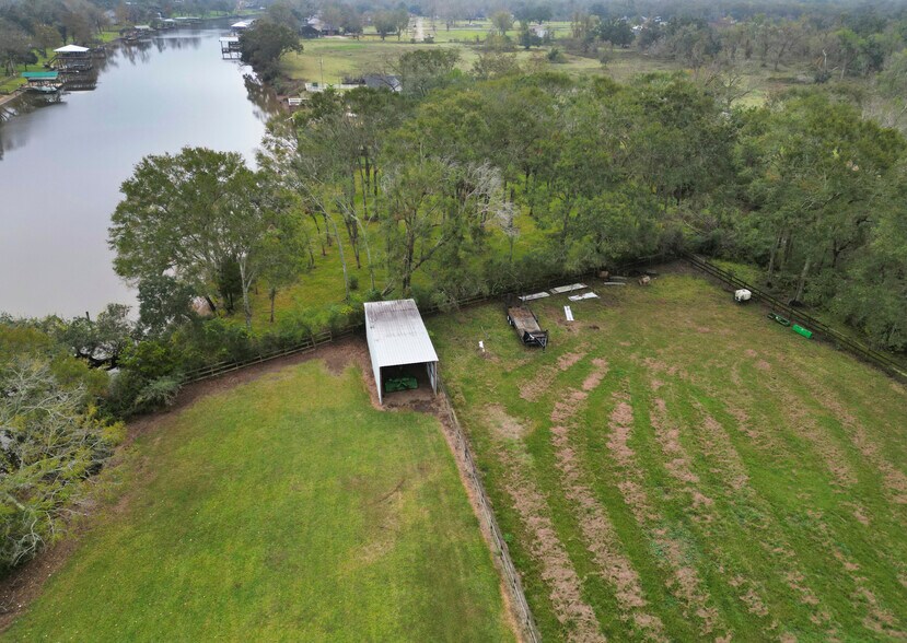 More Photos Of 3559 FM 521 Rd, Brazoria Specialty For Sale