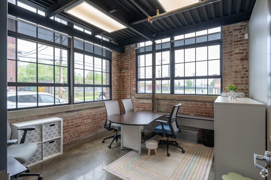 More Photos Of 155 Chandler St, Buffalo Coworking Space