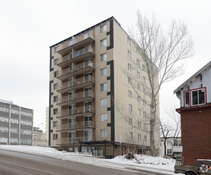 More Photos Of 9746 106th St NW, Edmonton Apartments For Sale