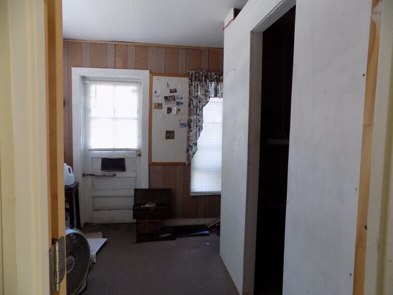 More Photos Of 40 Preston St, Bristol Office For Lease