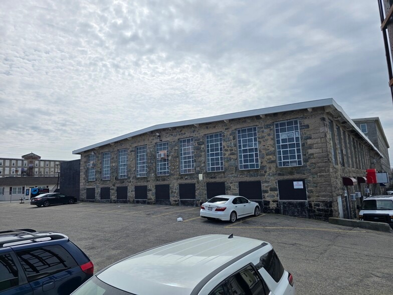 More Photos Of 418 Quequechan St, Fall River Light Manufacturing For Sale