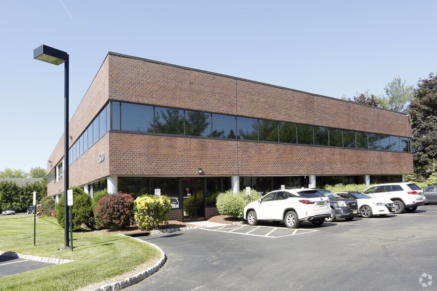 More Photos Of 500 Valley Rd, Wayne Office For Lease