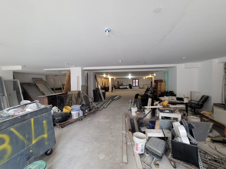 More Photos Of 428 Wythe Ave, Brooklyn Apartments For Sale