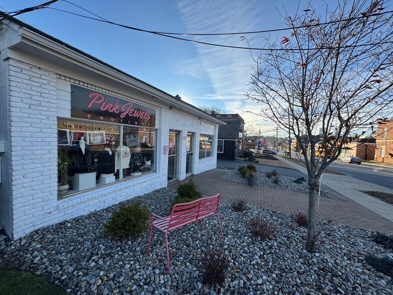 More Photos Of 60 E Mount Pleasant Ave, Livingston Storefront Retail Office For Lease