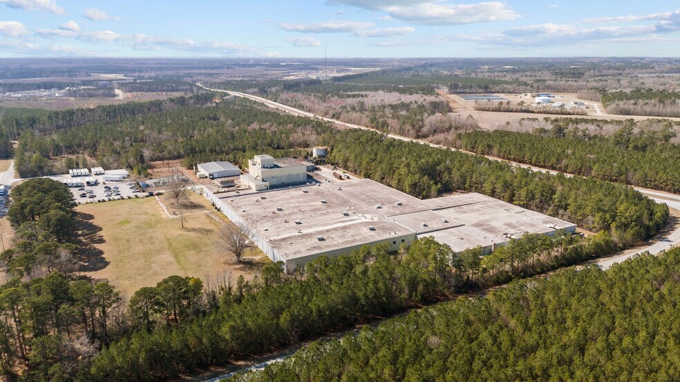 More Photos Of 197 Bosch Blvd, New Bern Warehouse For Lease