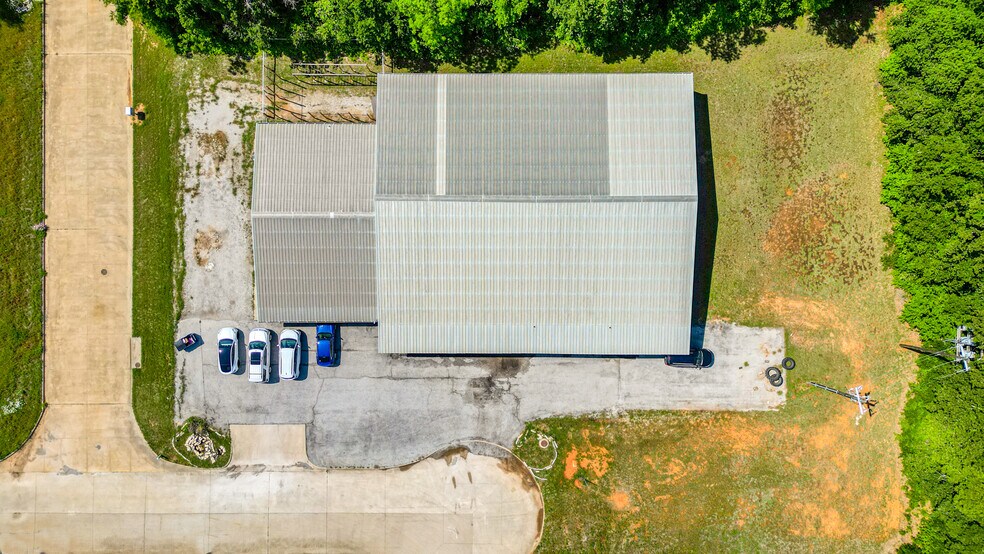 More Photos Of 301 Center Court Dr, Bridgeport Warehouse For Sale