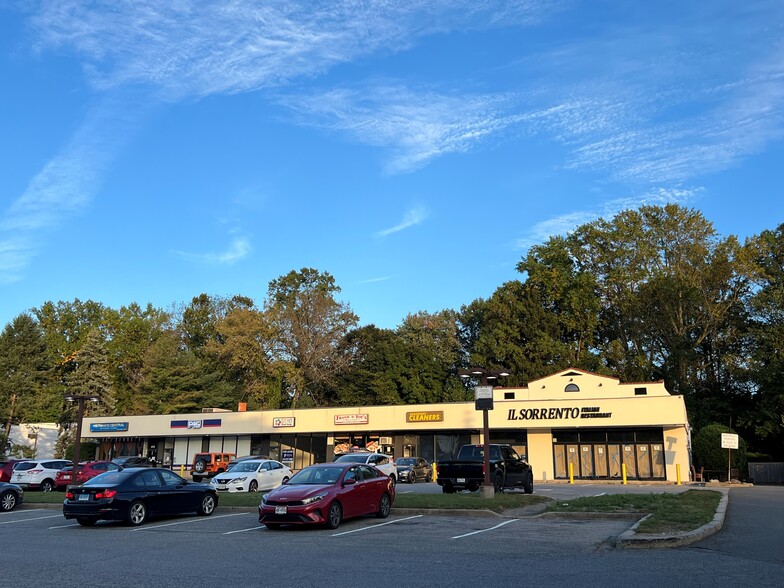 More Photos Of 694-706 Central Park Ave, Scarsdale Storefront For Lease