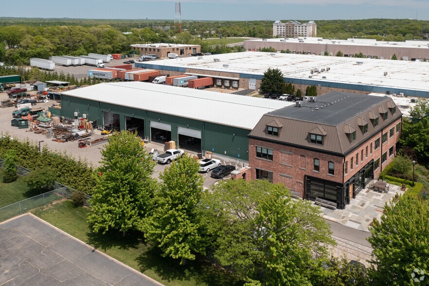 More Photos Of 25 Newton Pl, Hauppauge Office For Sale