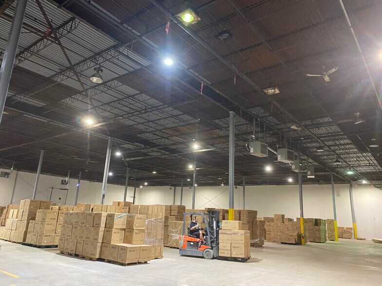 More Photos Of 21010 Trolley Industrial Dr, Taylor Warehouse For Lease