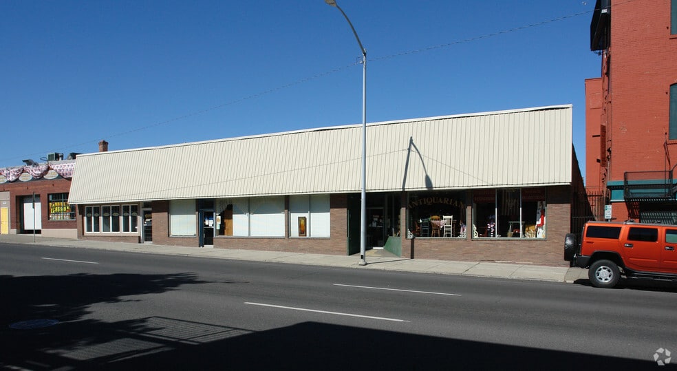 More Photos Of 122 S Division St, Spokane Storefront Retail Office For Lease